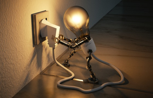 Aizvadītajā nedēļā elektroenerģijas vidējā cena Latvijā samazinājās par 22%