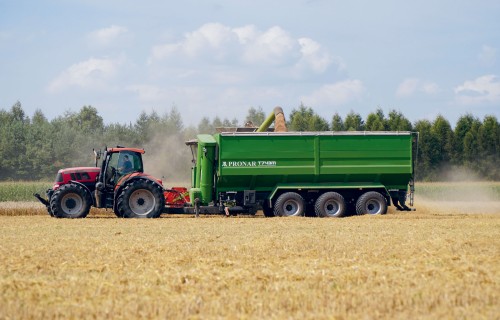 PRONAR piekabes tagad oficiāli pieejamas Latvijā – AS "Ferrus" kļūst par autorizēto pārstāvi