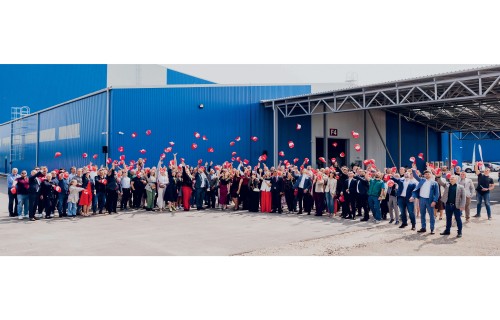 Iecavā atklāj jaunu un modernu sēklu ražošanas rūpnīcu