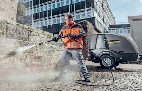 Kärcher risinājumi saimniecībām: tīrība ar ūdeni, karstu ūdeni un tvaiku