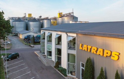 No viensētas līdz sadarbībai visā Latvijā Kā LATRAPS 25 gados izauga par lielāko lauksaimnieku kooperatīvu Baltijā