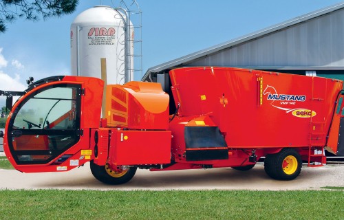 SEKO rupjās lopbarības maisītāji – izdalītāji