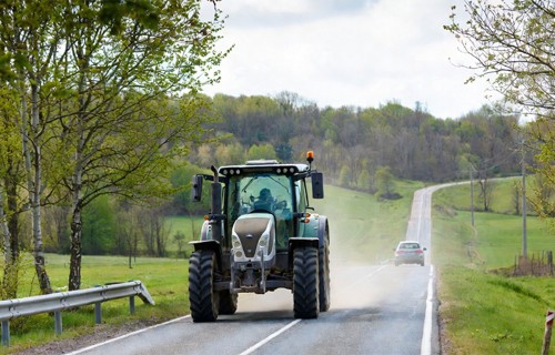 Lielgabarīta un smagsvara atļauja traktortehnikai